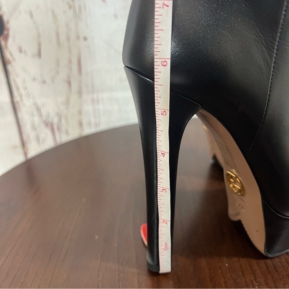 GUCCI LEATHER KNEE HIGH BOOTS 5.75” sky high heels & 1.75” platforms size 37.5 - Picture 2 of 16
